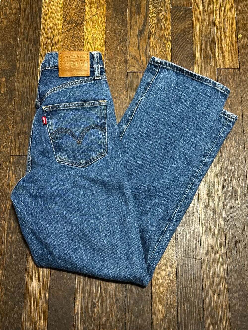 Levi's Women's Straight Leg Jeans - Classic Blue Denim